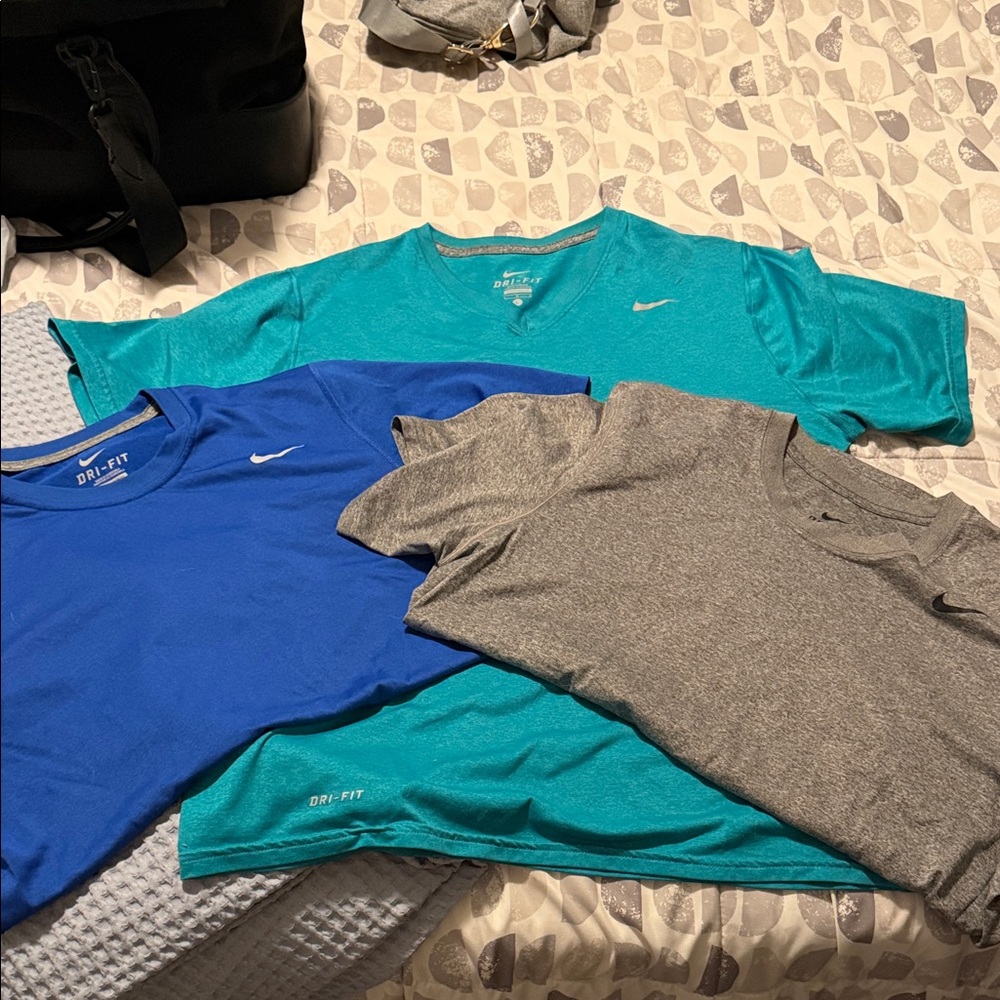 Nike Dri-FIT Tees in Vibrant Blue, Aqua, and Heather Gray